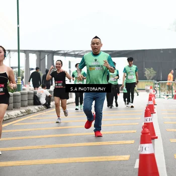 Runner Photo 8583660