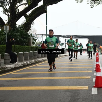 Runner Photo 8583694
