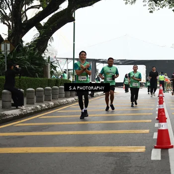 Runner Photo 8583698