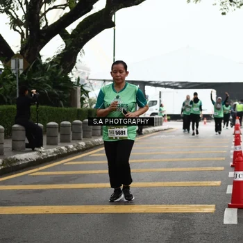Runner Photo 8583706