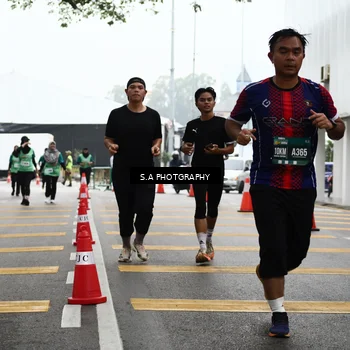 Runner Photo 8583710
