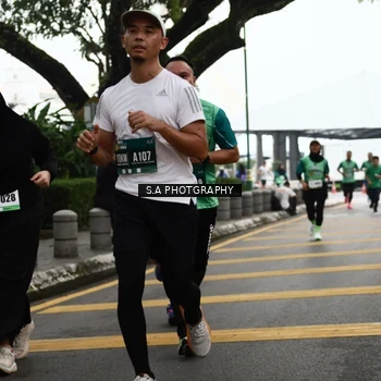 Runner Photo 8583765