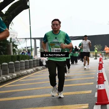 Runner Photo 8583787