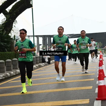 Runner Photo 8583789