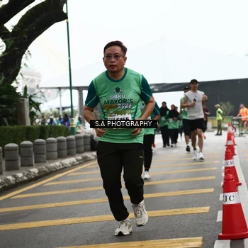 Runner Photo 8583791