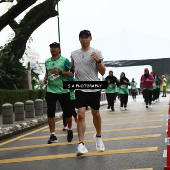 Runner Photo 8583793