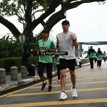 Runner Photo 8583796