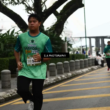 Runner Photo 8583800