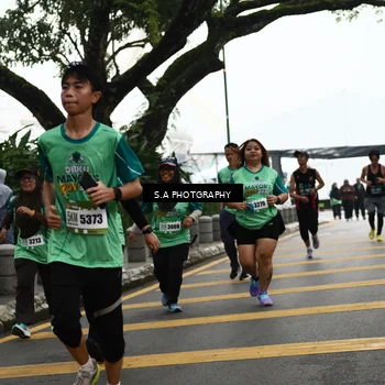 Runner Photo 8583845
