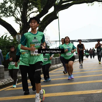 Runner Photo 8583851