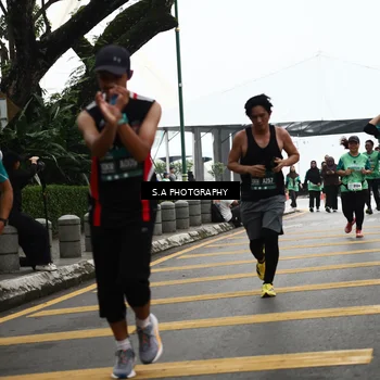 Runner Photo 8583869