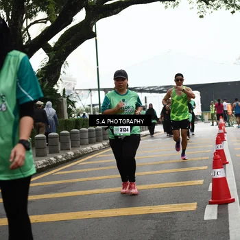 Runner Photo 8583874