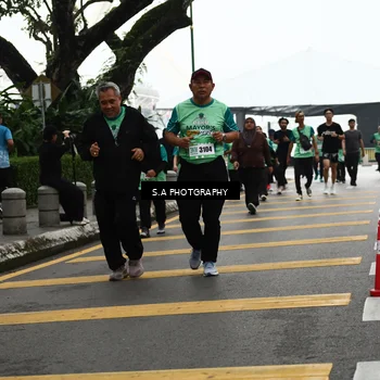 Runner Photo 8583893