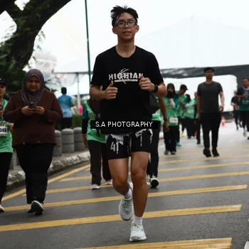 Runner Photo 8583901