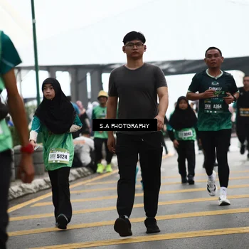 Runner Photo 8583910