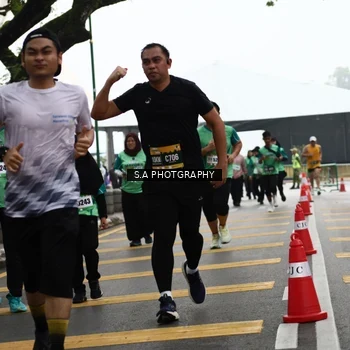 Runner Photo 8583933
