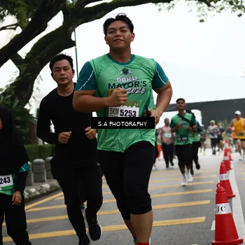 Runner Photo 8583940