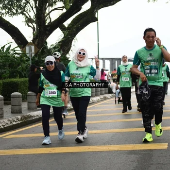 Runner Photo 8583990