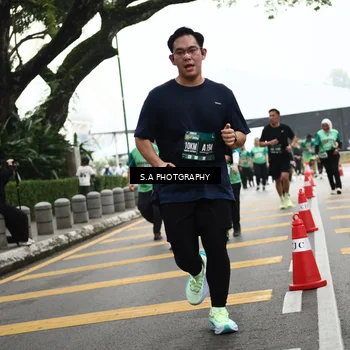 Runner Photo 8583999