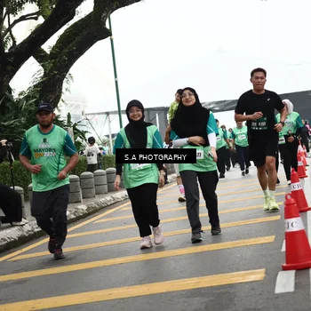 Runner Photo 8584006