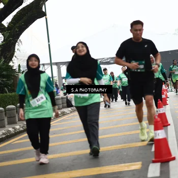 Runner Photo 8584007