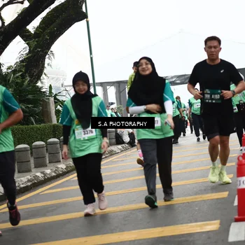 Runner Photo 8584010