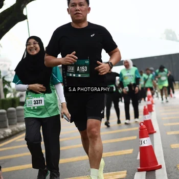 Runner Photo 8584012