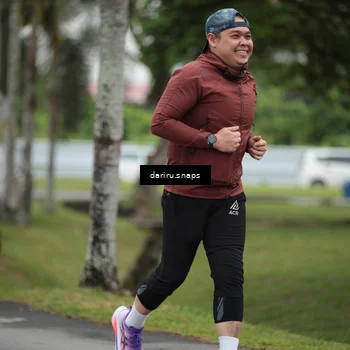 Runner Photo 8584020
