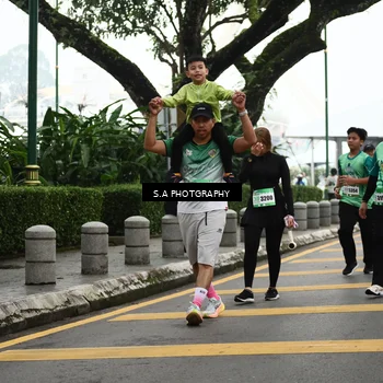 Runner Photo 8584022