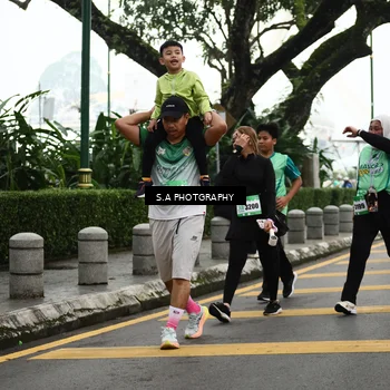 Runner Photo 8584025