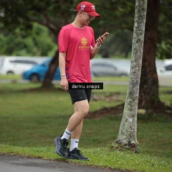 Runner Photo 8584033
