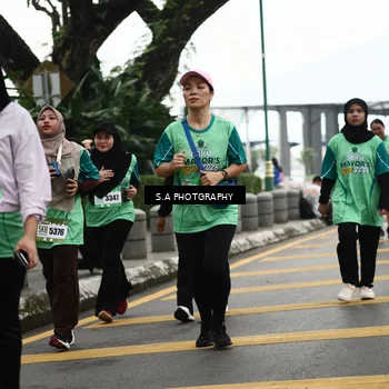 Runner Photo 8584062