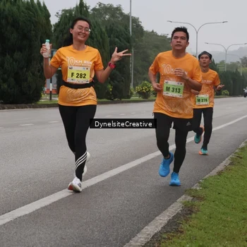 Runner Photo 8584067