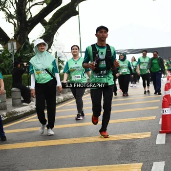 Runner Photo 8584099
