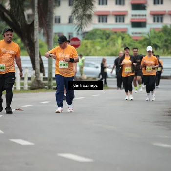 Runner Photo 8584115