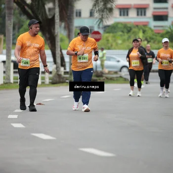 Runner Photo 8584117