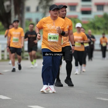 Runner Photo 8584134
