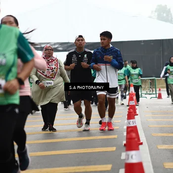 Runner Photo 8584140