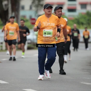 Runner Photo 8584155