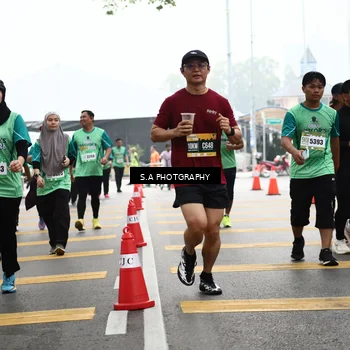 Runner Photo 8584183