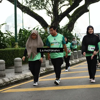 Runner Photo 8584216