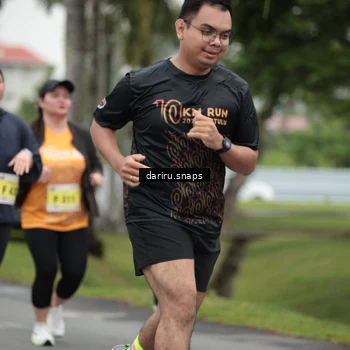Runner Photo 8584224