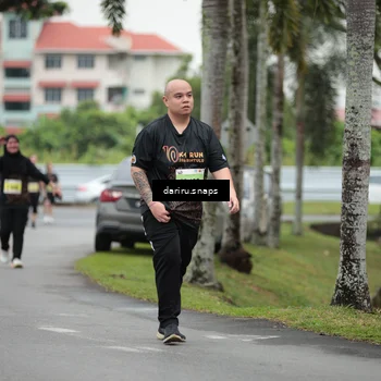 Runner Photo 8584243
