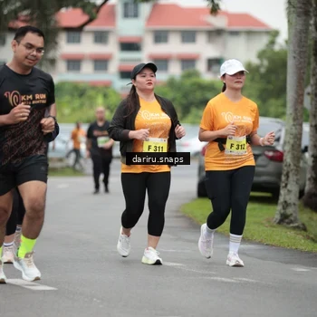 Runner Photo 8584251