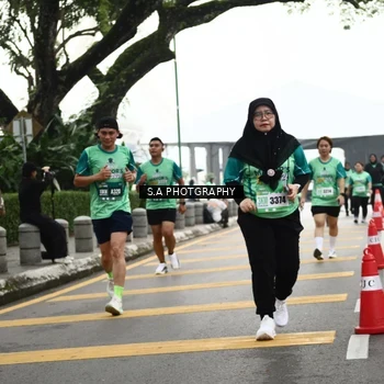 Runner Photo 8584252