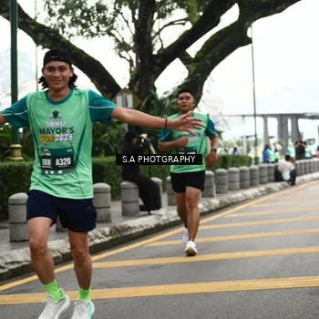 Runner Photo 8584255
