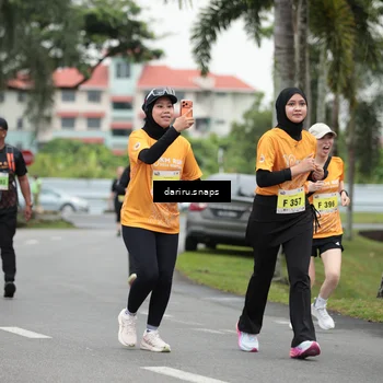 Runner Photo 8584258