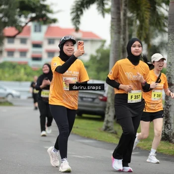 Runner Photo 8584261