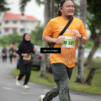 Runner Photo 8584264