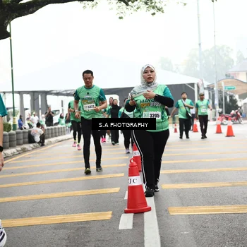 Runner Photo 8584266